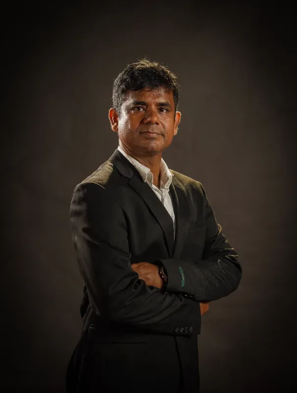 Dr. GORA DAS